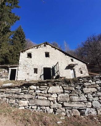 Rustico / Casale di 73 m² con 2 locali a Zelbio