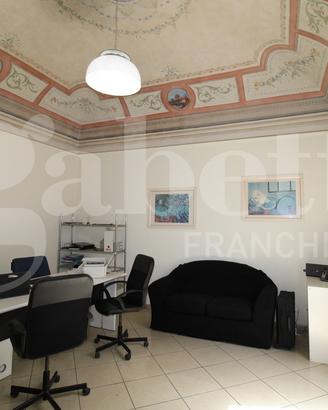 Ufficio Aci Castello [Cod. rif DR090 UFFICVCU] (Ca
