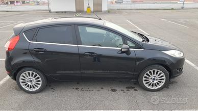 Ford Fiesta 1.0 - 5p - TITANIUM 
