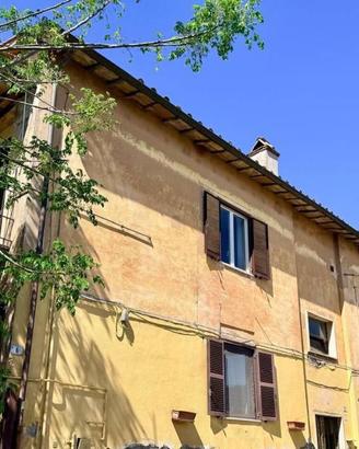 Appartamento di 93 m² con 5 locali a Anguillara Sa