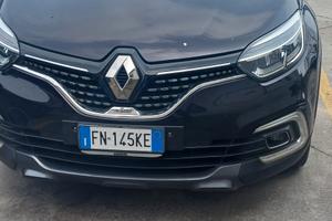 Renault Captur 01/18 initial Paris 110 cv