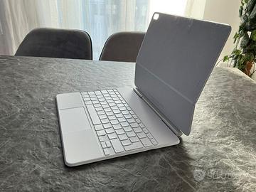 Apple Magic Keyboard per iPad Air 13 - Bianco