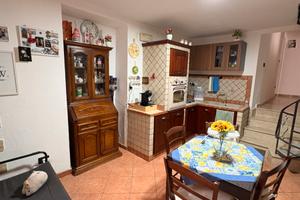 Casa indipendente in via dante alighieri