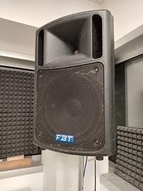 2 casse FBT MAX 6A  900 watt ognuna