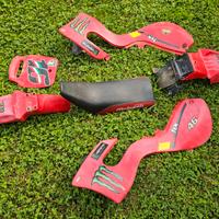 kit carene, plastiche + sella Malaguti Grizzy 10