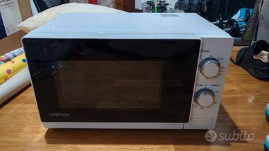Forno a microonde ferrari