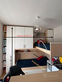 Splendida cameretta  con letto a castello