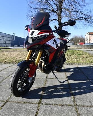 ducati multistrada V4 pikes peak