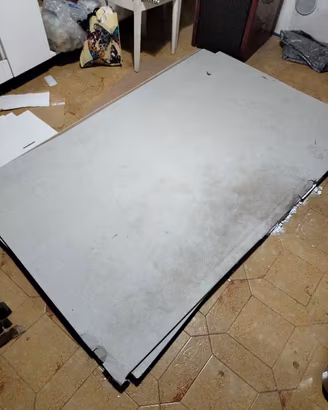 4 lastre di cartongesso+montanti