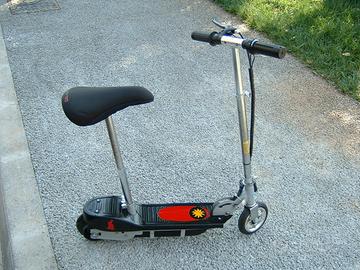 Monopattino Elettrico