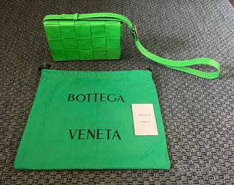 Cassette Bottega Veneta verde