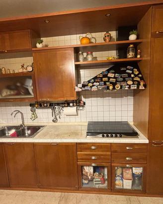 Cucina il legno ciliegio