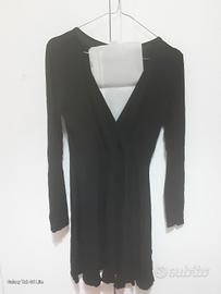 mini dress versatile e senza tempo con elegante 