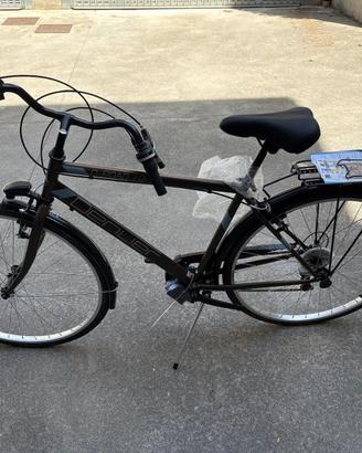 Bicicletta nuova da uomo
