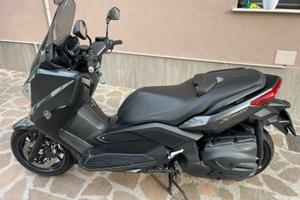 Yamaha x-max 400 abs (2016)