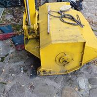 
Trincia idraulica per escavatore con braccio – tr