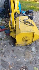 
Trincia idraulica per escavatore con braccio – tr