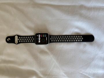 Apple Watch Series 3 42mm - GPS