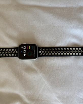 Apple Watch Series 3 42mm - GPS