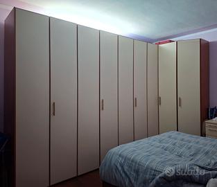 Armadio 9 ante angolare