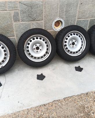 Cerchi e gomme M+S da 16 205/55 