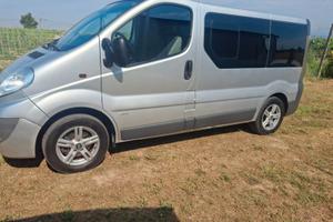 Opel Vivaro 9 posti