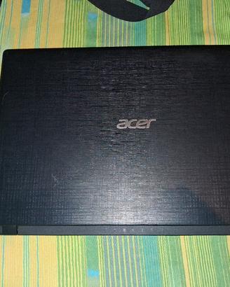 notebook Acer aspire 3 ben tenuto. funzionante 