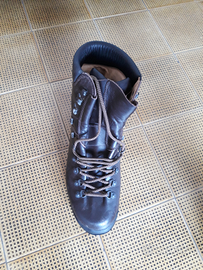 Scarponi con punta in ferro da lavoro