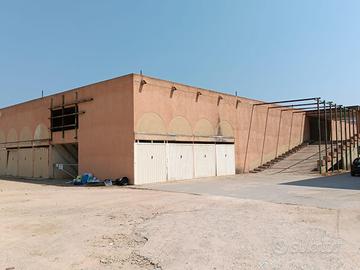 Box auto 15mq zona Aeroporto Olbia