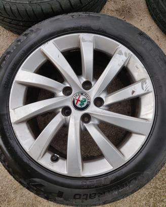 Cerchi originali Alfa Romeo 16" a turbina