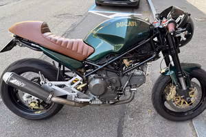 Monster 900