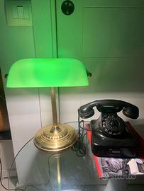 lampada da biblioteca ottone e vetro verde anni 80