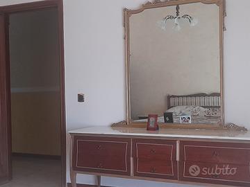  como'/cassettiera in legno massiccio