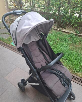 Passeggino leggero Pali