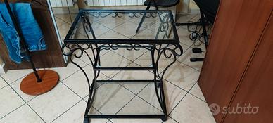 mobiletto in ferro battuto 