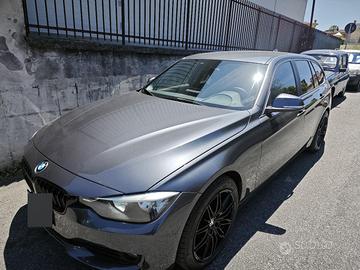 BMW 320d ENTRAAA