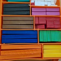 valigetta di regoli colorati didattici,