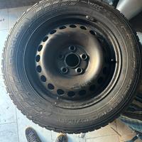 Vw caravelle t5 cerchi 16 pneumatici