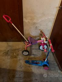 Triciclo con manico + monopattino