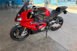 Motocicletta supersportiva BMW S1000rr