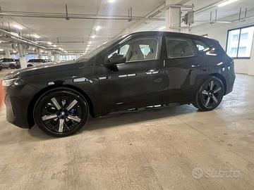 BMW iX i20 2021 xdrive50 pacchetto sportivo