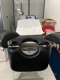 Lettino medico ginecologico motirizzato