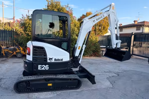 E264 - ESCAVATORE 27Q BOBCAT E26