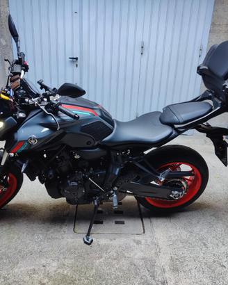 Yamaha MT-07 2021  + bauletto