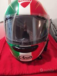 Casco ducati arai