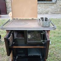 Cucina economica a legna