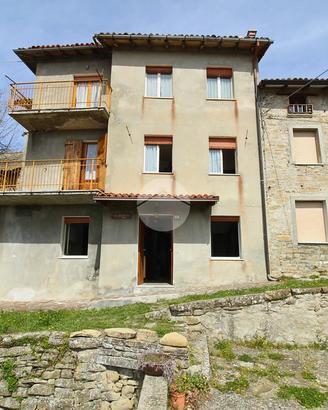 CASA SEMINDIPENDENTE A VETTO