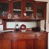 Credenza antica pregiato legno 