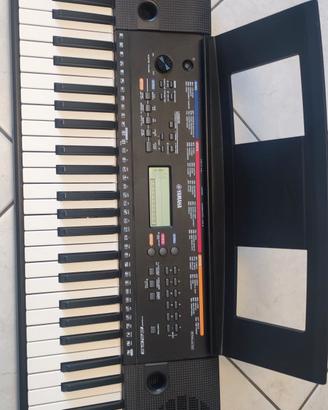 Tastiera Yamaha PSR E263