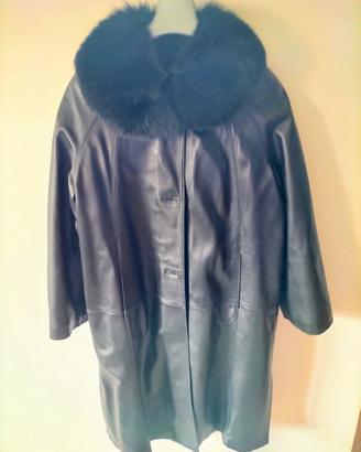 cappotto in pelle con interno in pelliccia 
